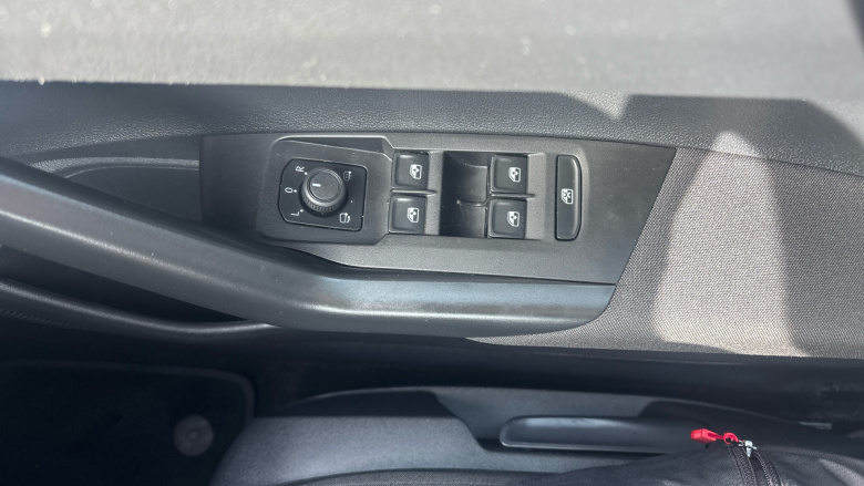 Volkswagen Polo 1.0 TSI Life 5dr DSG Petrol Hatchback